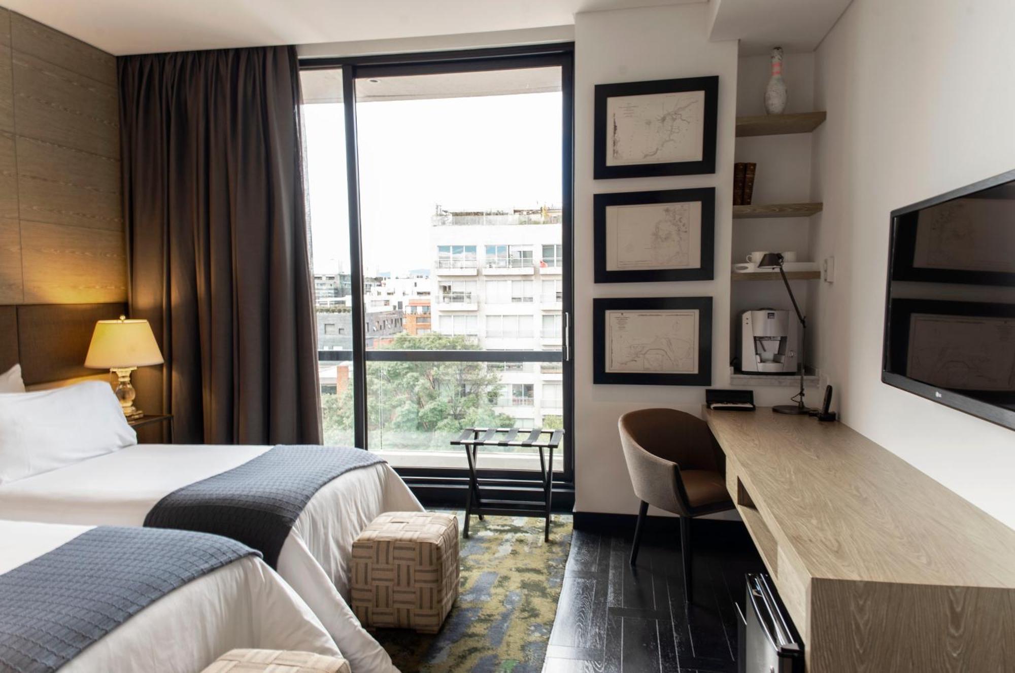 8010 Urban Living- Luxury Home Experience Bogota Buitenkant foto