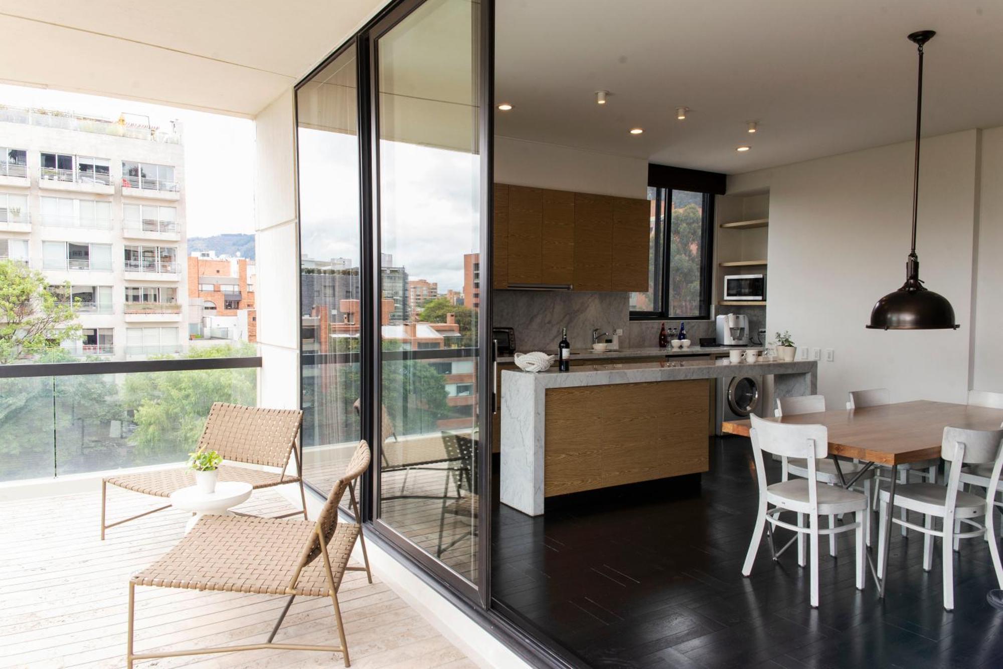 8010 Urban Living- Luxury Home Experience Bogota Buitenkant foto