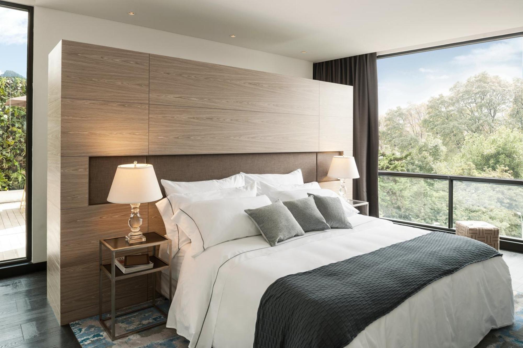 8010 Urban Living- Luxury Home Experience Bogota Buitenkant foto
