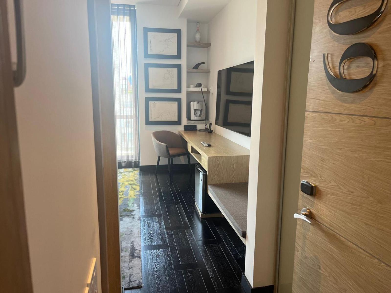 8010 Urban Living- Luxury Home Experience Bogota Buitenkant foto